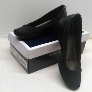 Karen Scott Black Low Heeled Closed Toe Shoes